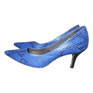 Christian Siriano Blue Textured Heels